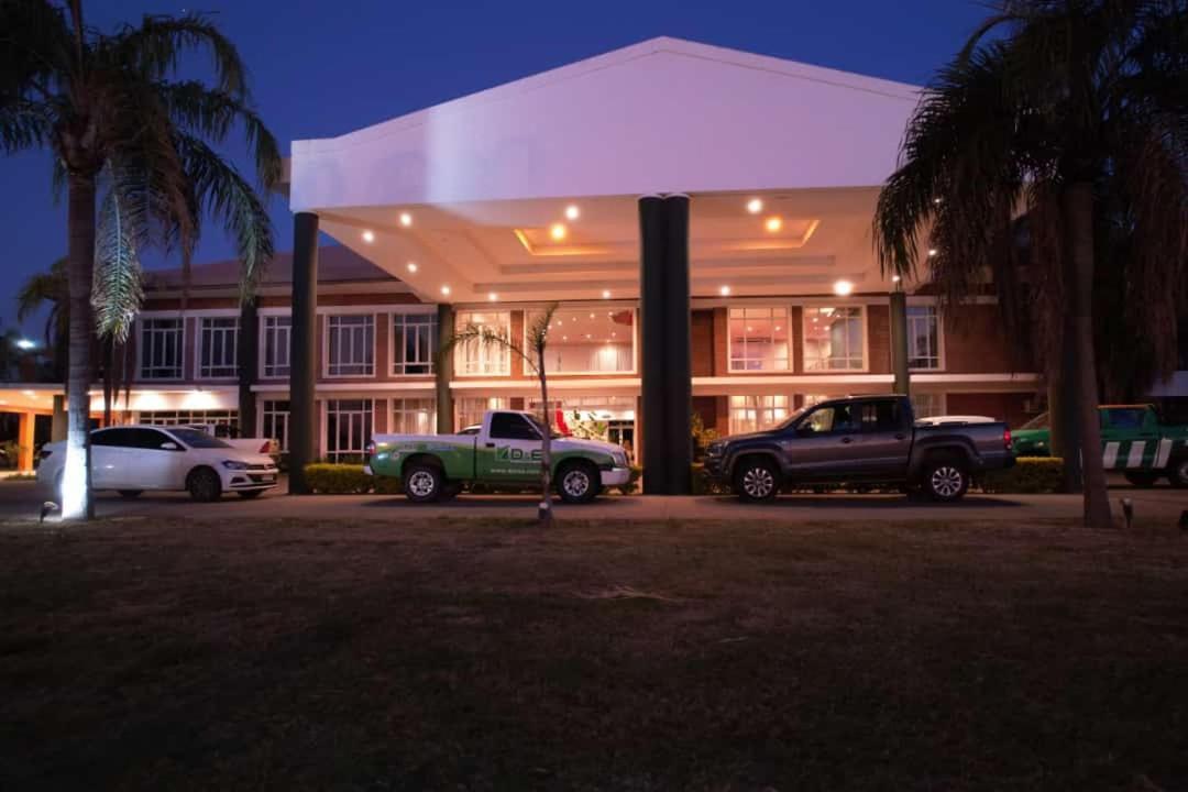 Catange Hotel Charata Exterior foto